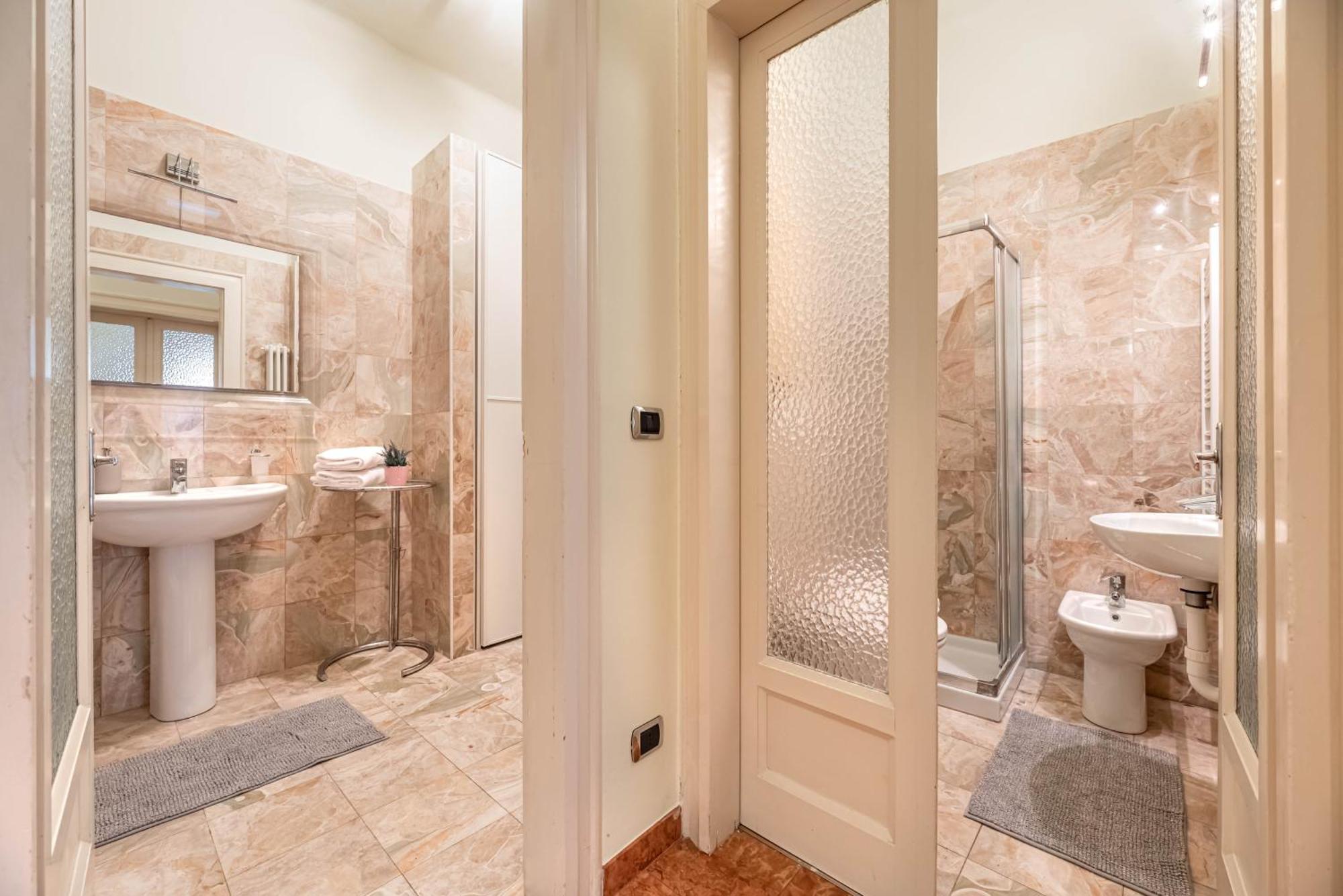 Piazza Isolo Central Apartment Verona Kültér fotó